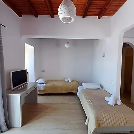 Manos Hotell