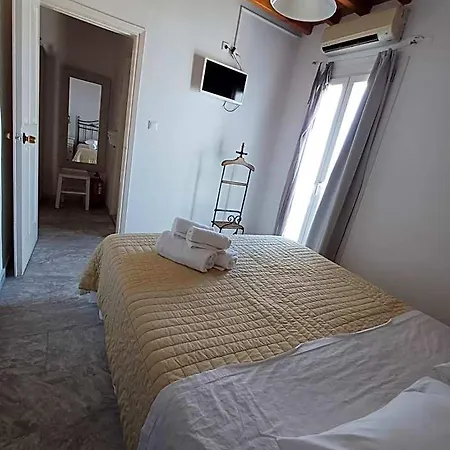 Manos Hotell